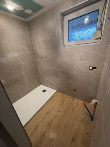 Photo de galerie - Pose de carrelage mural