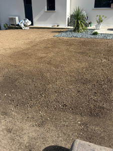 Photo de galerie - Réalisation d’un gazon 