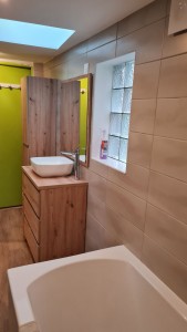 Photo de galerie - Rénovation entiére d'une salle de bains.