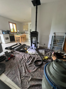 Photo de galerie - Entretien et ramonage poêle à granulés 