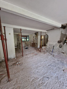 Photo de galerie - Démolition d'un mur porteur et mise en place d'un IPN