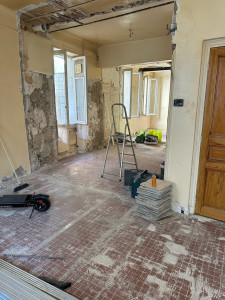 Photo de galerie - Bricolage et multi services