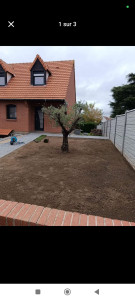 Photo de galerie - Préparation pour pose rouleau gazon naturel 