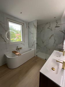 Photo de galerie - Renovation salle de bain complète 