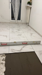 Photo de galerie - Pose de carrelage sol et mur 