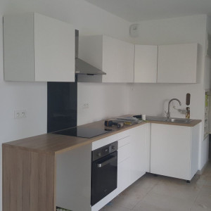 Photo de galerie - Montage des cuisine 