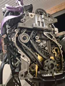 Photo de galerie - Remplacement chaine distribution  
