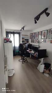 Photo de galerie - Montage meuble ,parquet ,mur enduit peinture et petits travaux électriques 