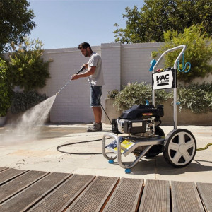 Photo de galerie - Nettoyeur haute pression / Karcher