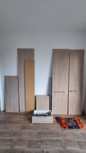 Photo de galerie - Montage du dressing (AVANT)