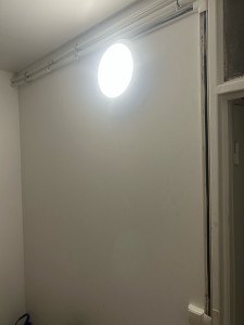 Photo de galerie - Petite réalisation d’un luminaire dans une chambre 