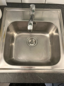 Photo de galerie - Levier cuisine inoxydable