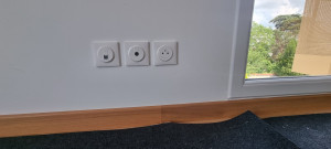 Photo de galerie - Courant faible 