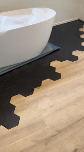 Photo de galerie - Carrelage jonction parquet 