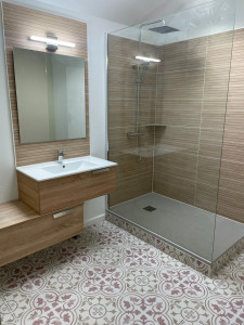 Photo de galerie - Salle de bain clé en main , faites par mes soins