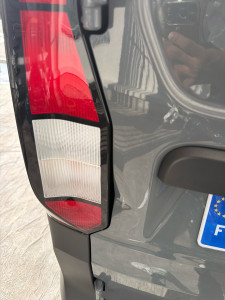 Photo de galerie - Redressage porte arrière Caddy 