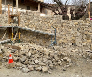 Photo de galerie - Mur en pierre sèche 