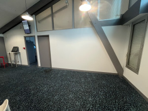 Photo de galerie - Application de peinture de finition 