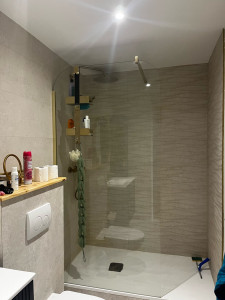 Photo de galerie - Nettoyage salle de bain