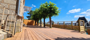 Photo de galerie - Création terrasse sur plot en bois exotique 