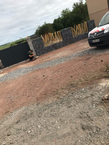 Photo de galerie - Pose et Création de Clôture en GABION/BAMBOU