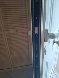 Photo de galerie - Ouverture de porte claquée 