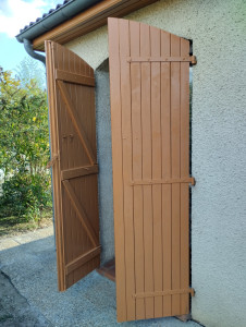 Photo de galerie - Peinture sur volet, côté extérieur 