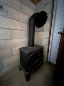 Photo de galerie - Pose d’un poêle à bois