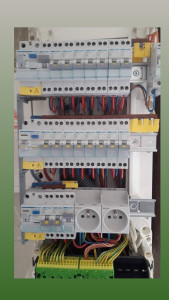 Photo de galerie - Tableau aux normes NF C 15-100