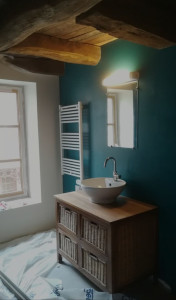 Photo de galerie - Pose de cloisons, plomberie, peintures, isolation phonique, éclairages