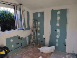 Photo de galerie - Plaque, enduit, peinture 