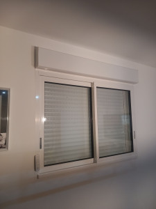 Photo de galerie - Pose baie en remplacement de 2 châssis après maçonnerie faite par le client 