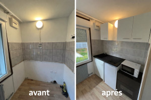 Photo de galerie - Réalisation de la rénovation d’une cuisine : pose de carrelage mural, montage et installation des meubles, installation de l’évier et du robinet, ainsi que mise en place des plaques électriques.