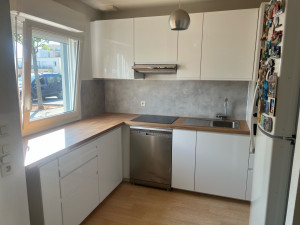 Photo de galerie - Pose de cuisine intégrale avec ses électroménagers et la plomberie