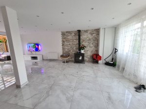 Photo de galerie - Fin de chantier avec carrelage fini et jointé