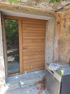 Photo de galerie - Pose porte entree avec partie fixe zilten 