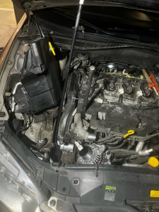 Photo de galerie - Remplacement alternateur sur mazda 