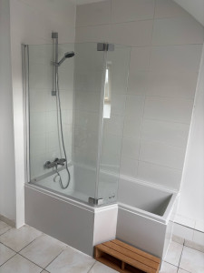 Photo de galerie - Baignoire qui remplace la cabine de douche 