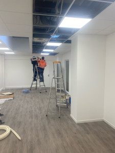 Photo de galerie - Cloison et faux plafond 