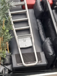 Photo de galerie - A votres services 