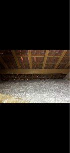 Photo de galerie - Isolation de combles perdus par soufflage, réalisée dans les règles de l’art et selon les normes en vigueur.