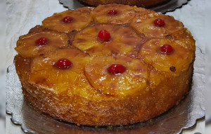 Photo de galerie - Gâteau d’anniversaire ananas très bon pour les enfants et les adultes ???