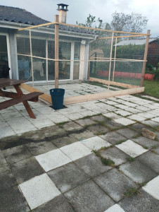 Photo de galerie - Construction en cours d'un espace extérieur pour chat