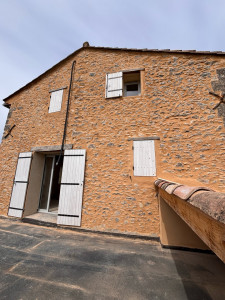 Photo de galerie - Jointoiement façade en pierre 