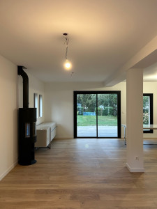 Photo de galerie - Pose de parquet + peinture