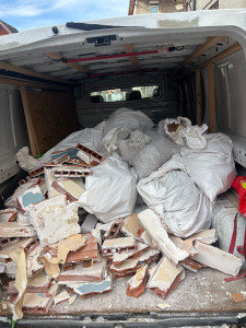 Photo de galerie - évacuation de gravats chantier 