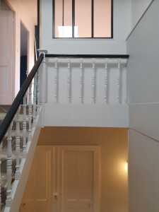 Photo de galerie - Peinture rampe et mur 