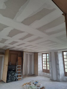 Photo de galerie - Chantier dans une maison des année 1900 isolation placo peinture 