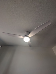 Photo de galerie - Plafonnier ventilateur+ éclairage led raccordement 