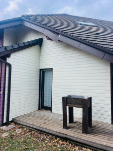 Photo de galerie - Rénovation chalet peinture sur bois 